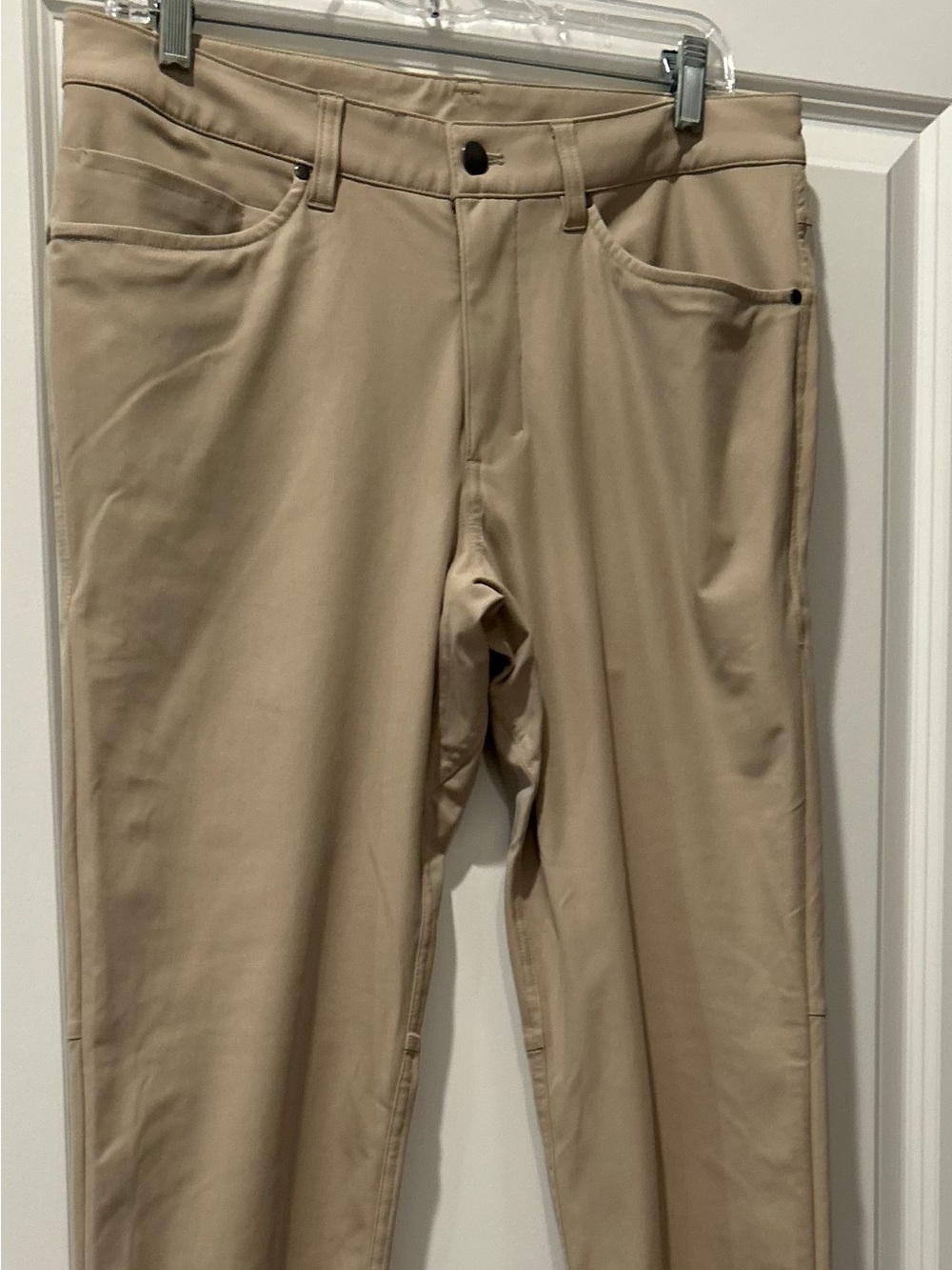 lululemon athletica Men's Chino-Style Stretch Pants - Khaki